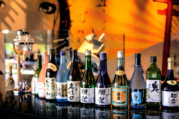 Những sự thật th&uacute; vị về rượu Sake m&agrave; bạn cần biết
